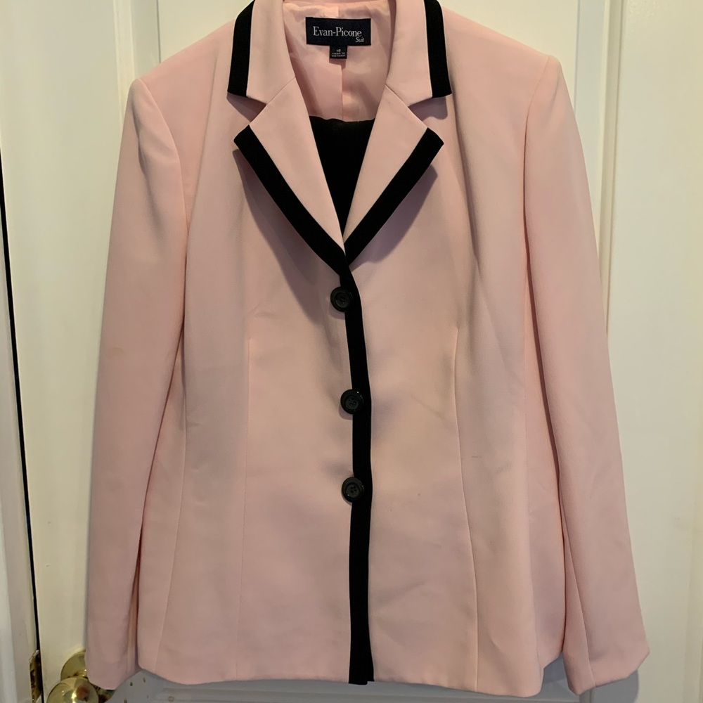 Evan Picone pant suit pale pink and black size 10